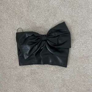 Strapless bow top